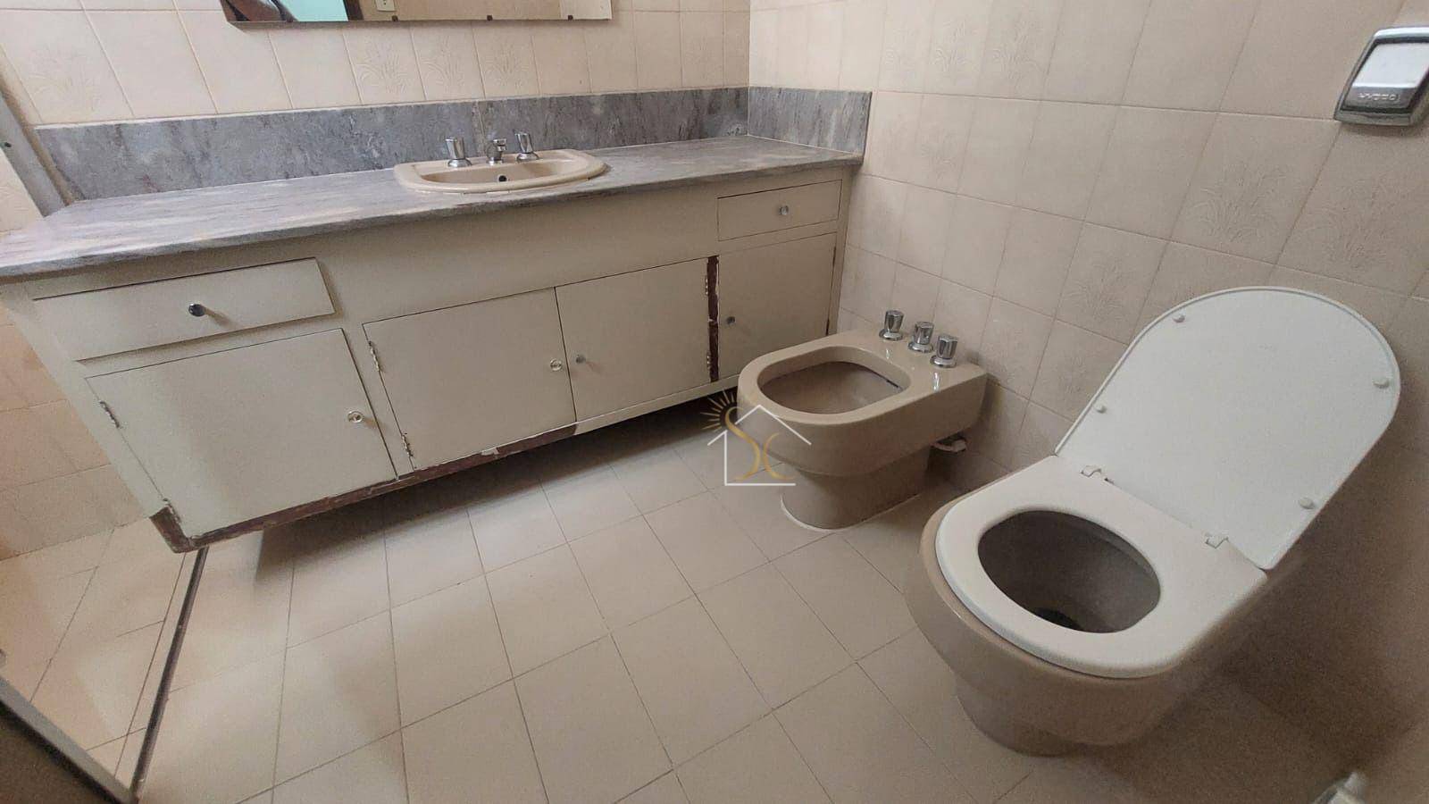 Casa para alugar com 3 quartos, 300M2 - Foto 8