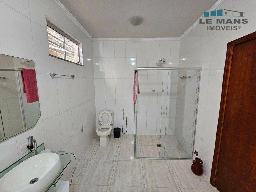 Chácara à venda com 4 quartos, 350m² - Foto 16