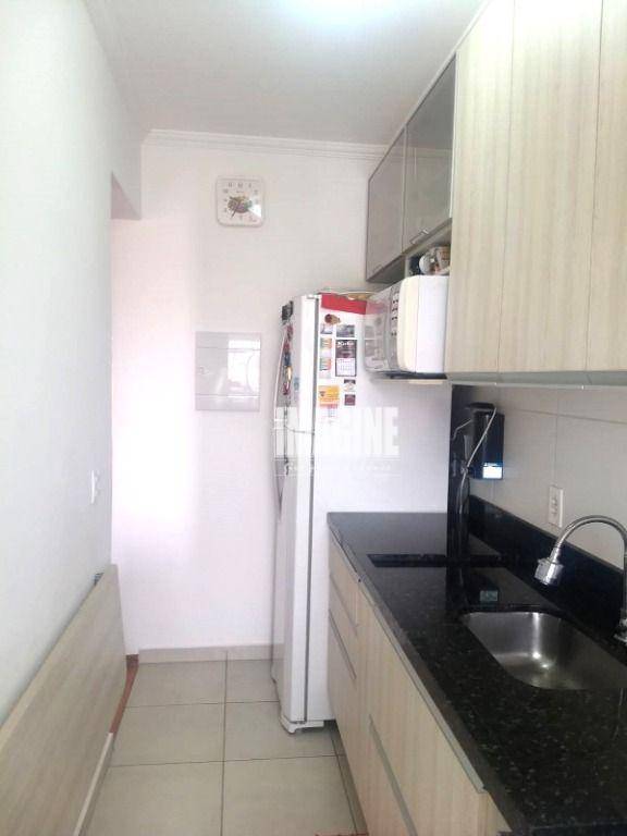 Apartamento à venda com 2 quartos, 50m² - Foto 7