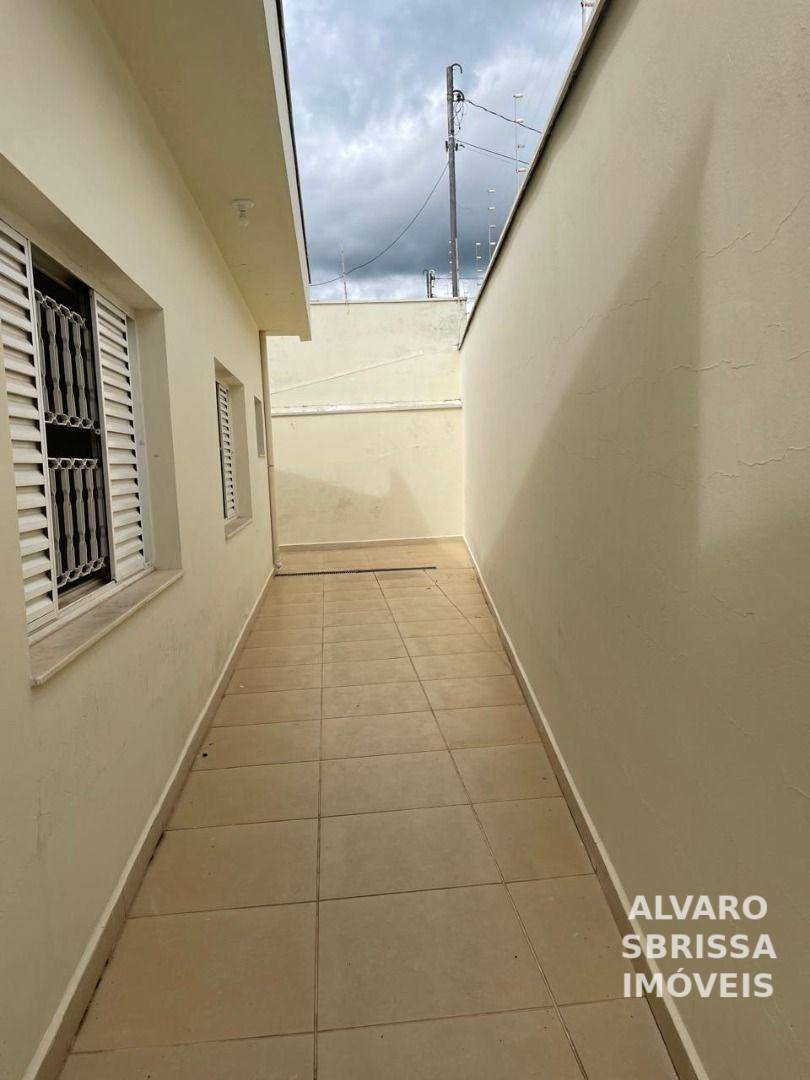 Casa à venda e aluguel com 3 quartos, 180m² - Foto 12