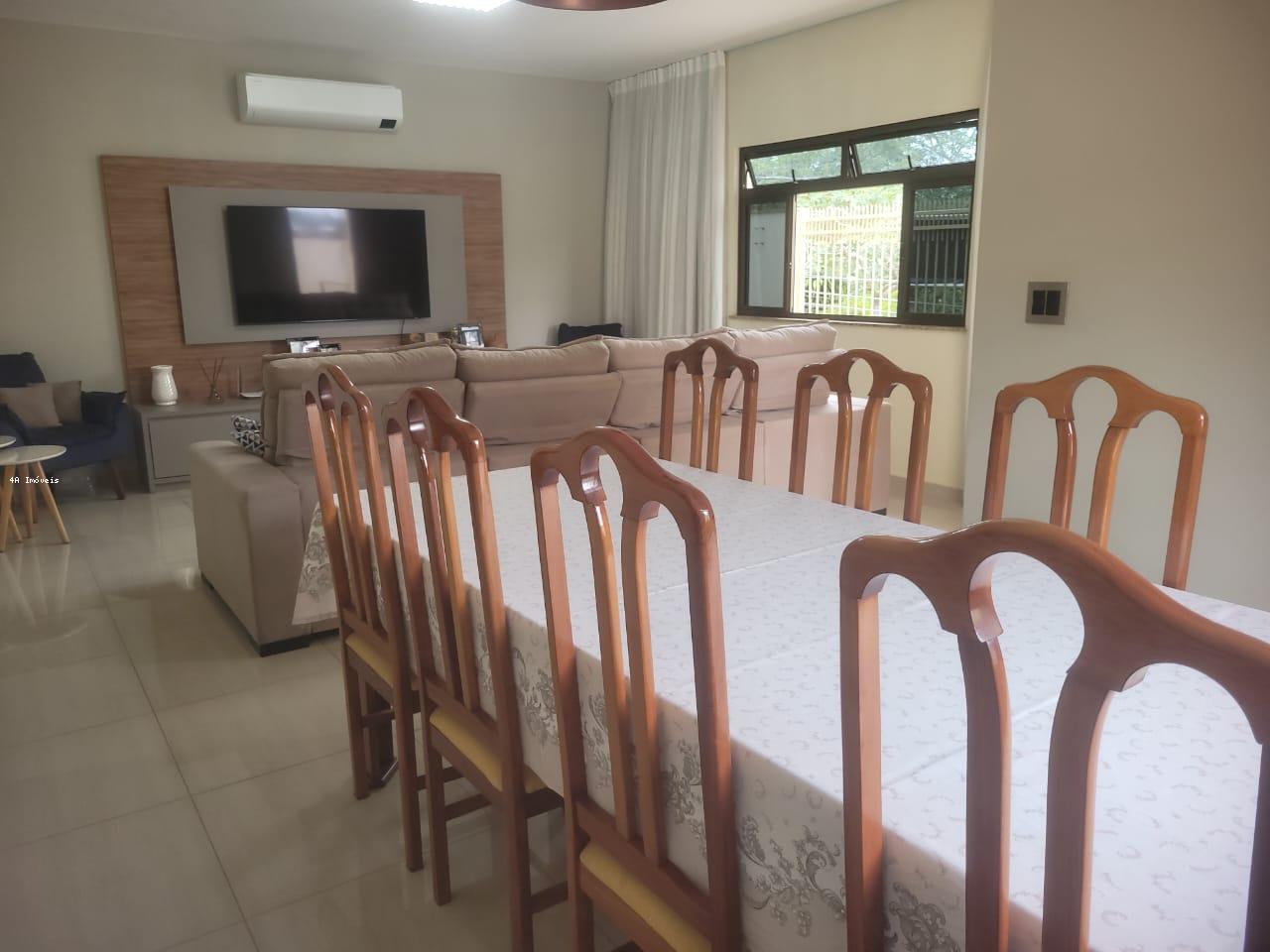 Casa à venda com 3 quartos, 324m² - Foto 29