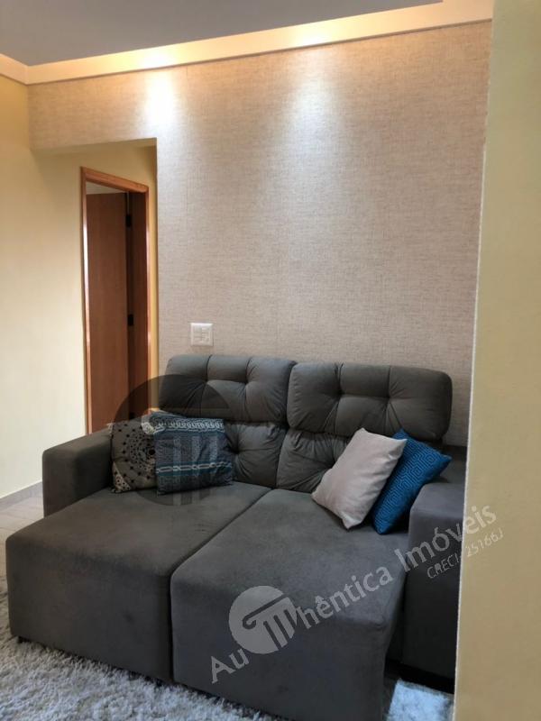 Apartamento à venda com 2 quartos, 62m² - Foto 4