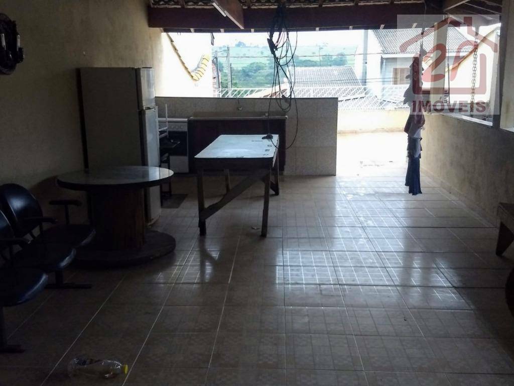 Sobrado à venda com 3 quartos, 140m² - Foto 4