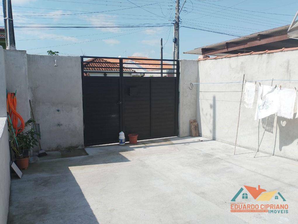 Casa à venda com 2 quartos, 51m² - Foto 5