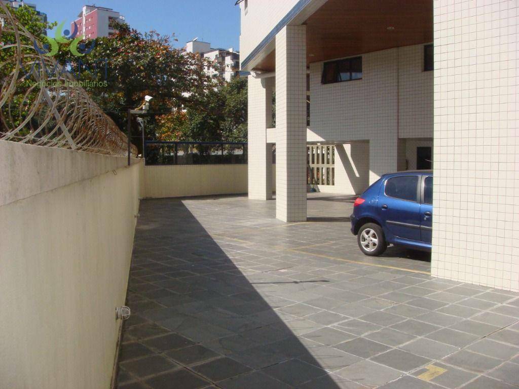 Apartamento à venda com 2 quartos, 75m² - Foto 27