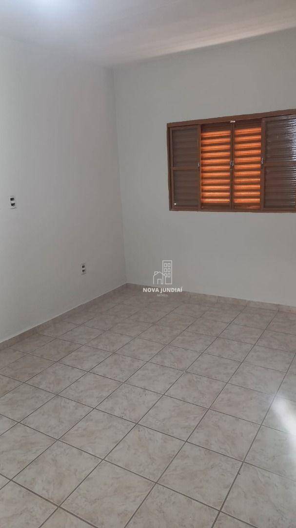 Casa para alugar com 3 quartos, 120m² - Foto 25