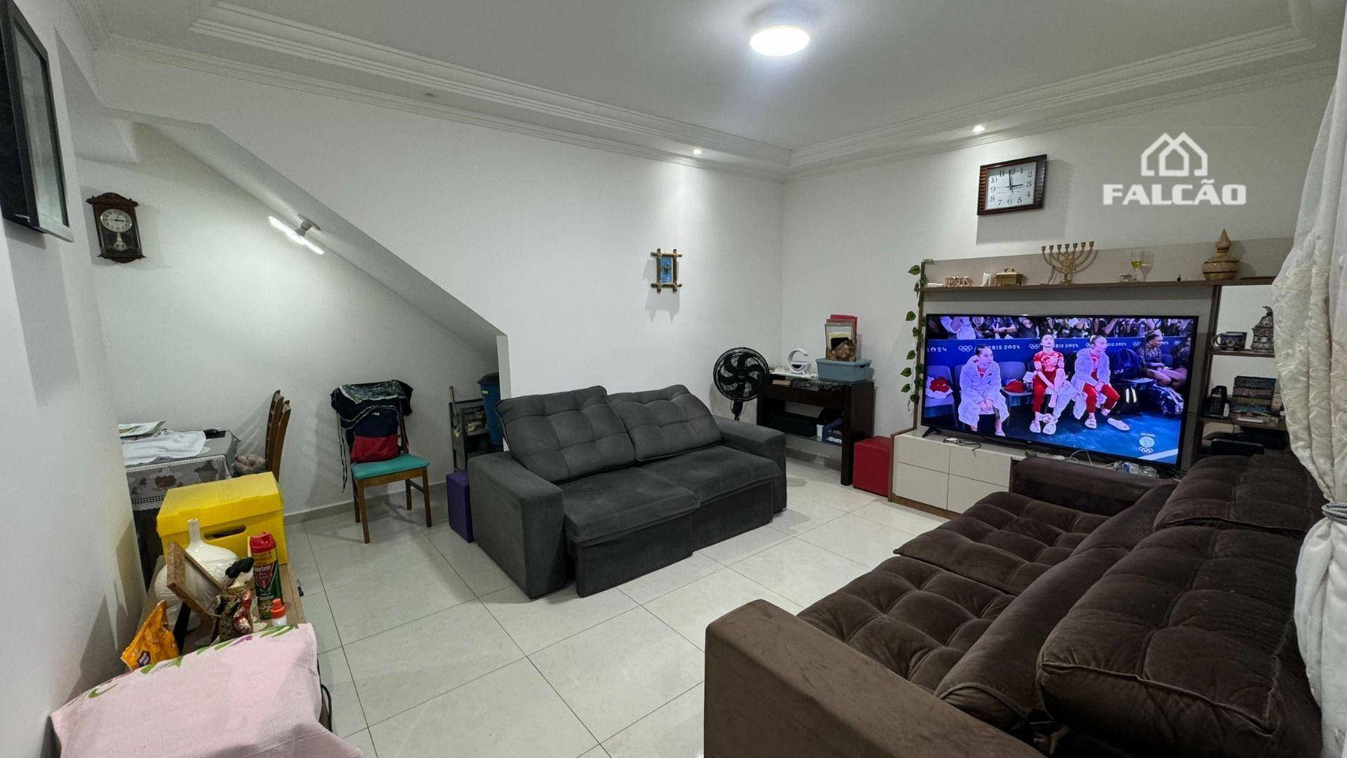 Casa à venda com 2 quartos, 100m² - Foto 1