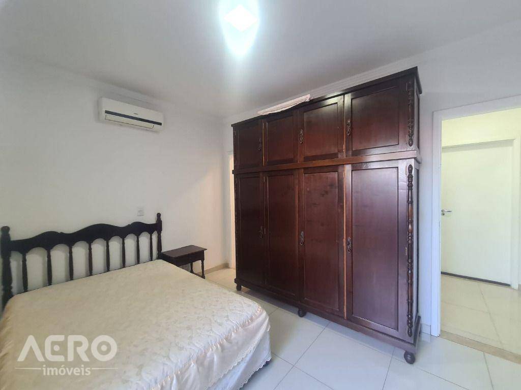 Casa à venda com 3 quartos, 230m² - Foto 23