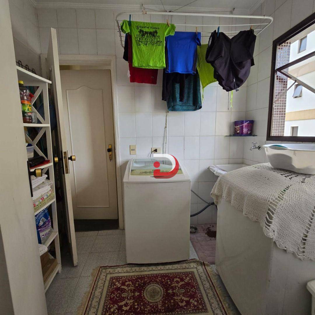 Apartamento à venda com 3 quartos, 120m² - Foto 13