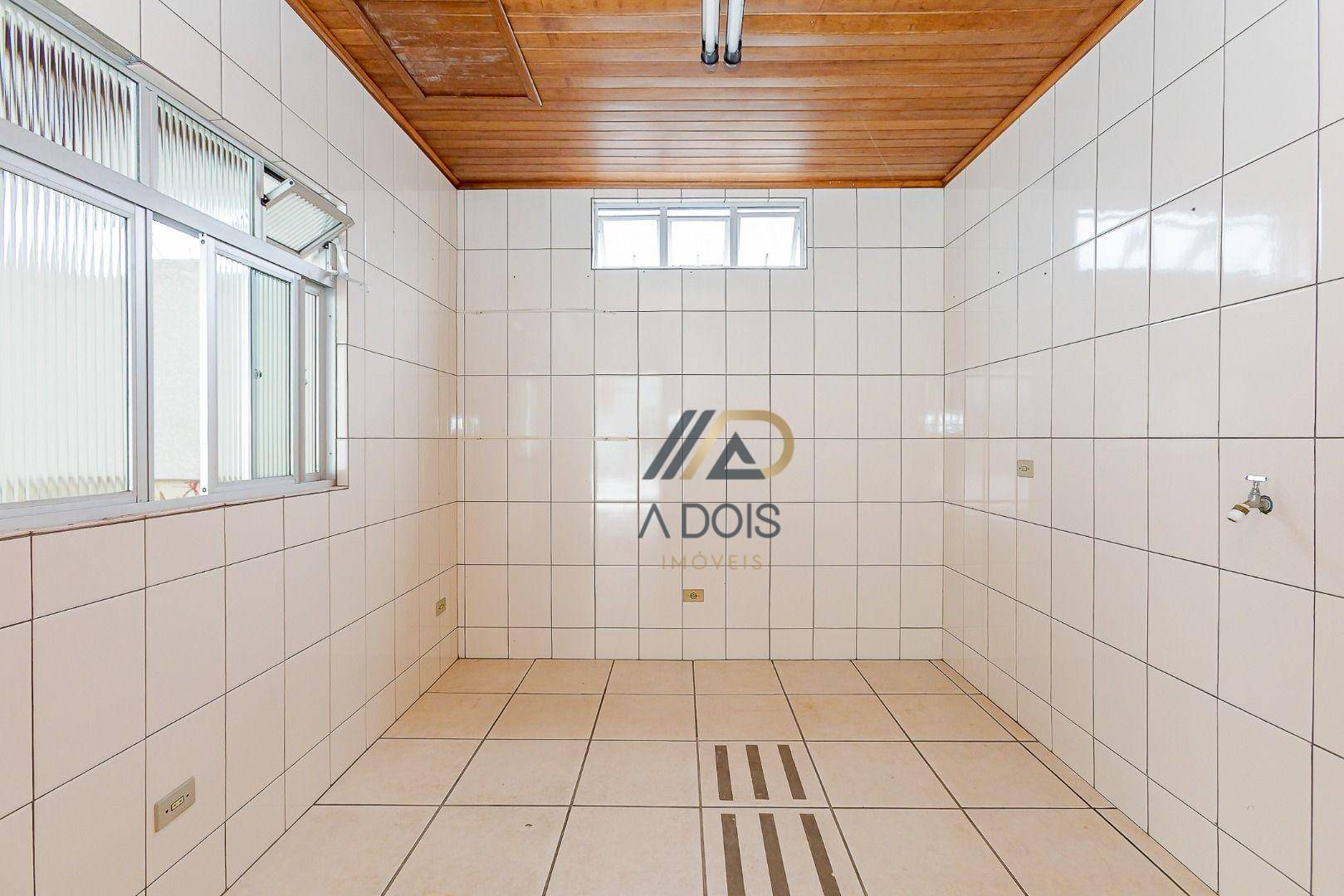 Sobrado à venda com 4 quartos, 320m² - Foto 58