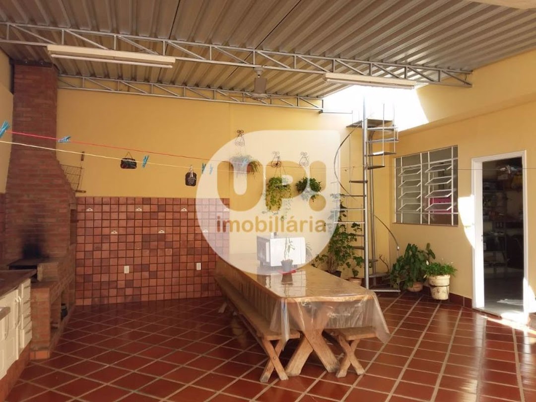 Casa de Condomínio à venda com 4 quartos, 235m² - Foto 9