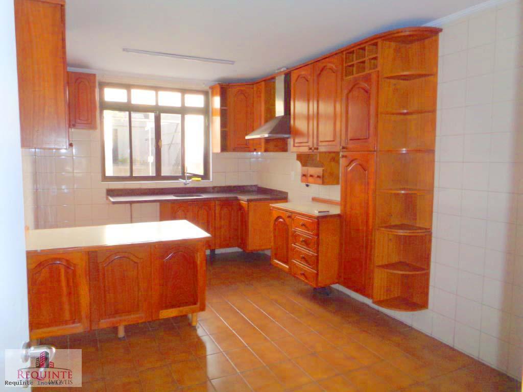 Sobrado à venda com 3 quartos, 200m² - Foto 5