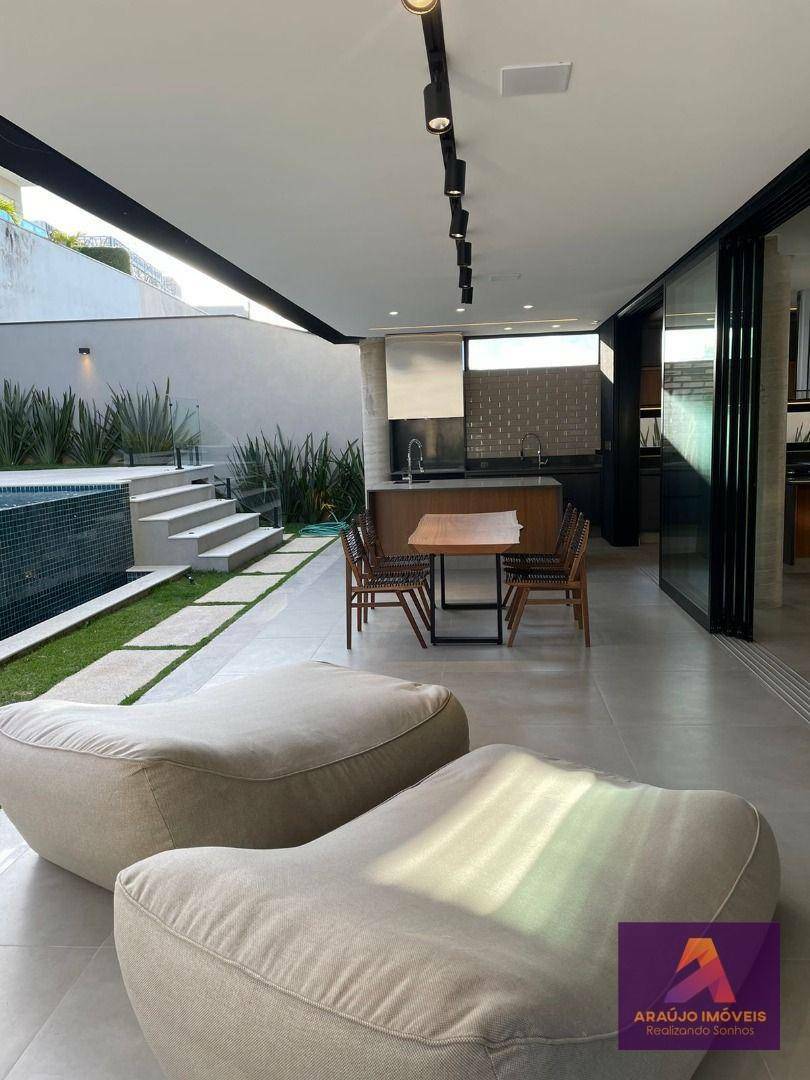 Casa de Condomínio à venda com 4 quartos, 405m² - Foto 10