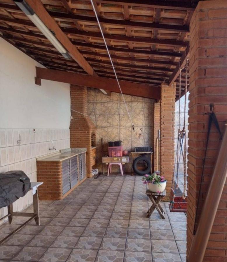 Casa à venda com 2 quartos, 250m² - Foto 3