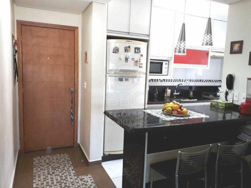 Apartamento à venda com 2 quartos, 70m² - Foto 8