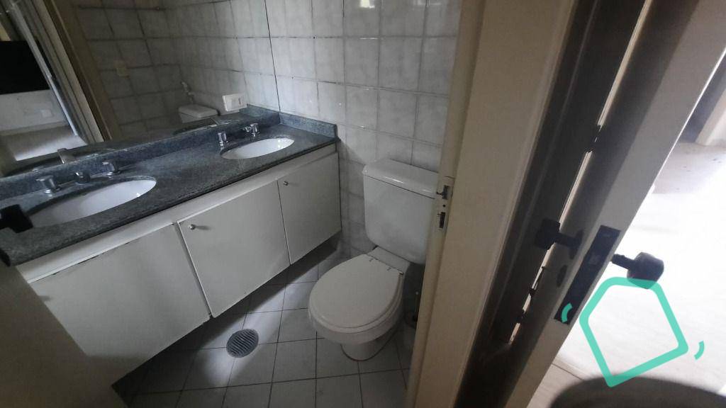 Casa de Condomínio à venda com 3 quartos, 250m² - Foto 24