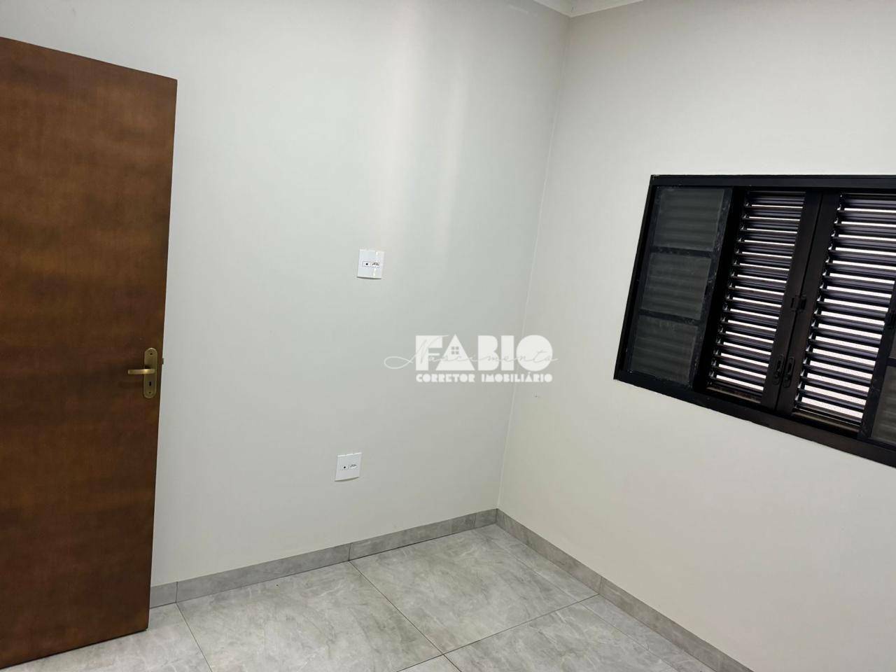 Casa à venda com 3 quartos, 95m² - Foto 8