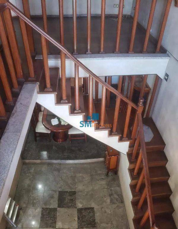 Sobrado à venda com 3 quartos, 200m² - Foto 9