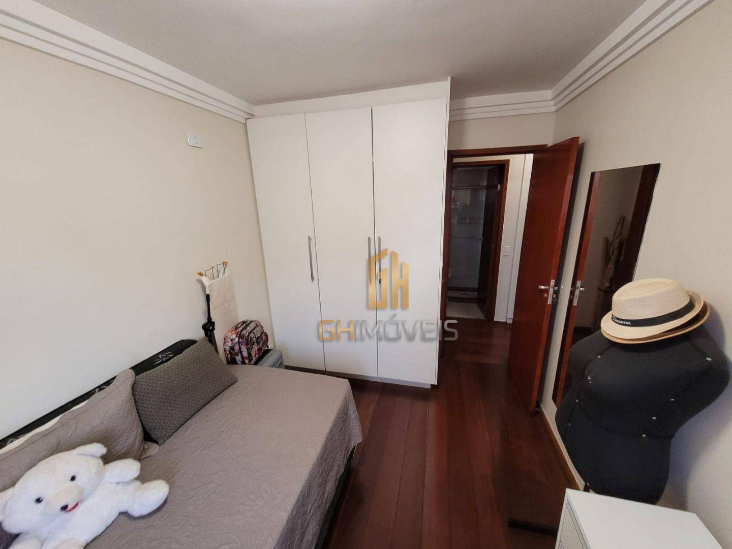 Apartamento à venda com 3 quartos, 86m² - Foto 31