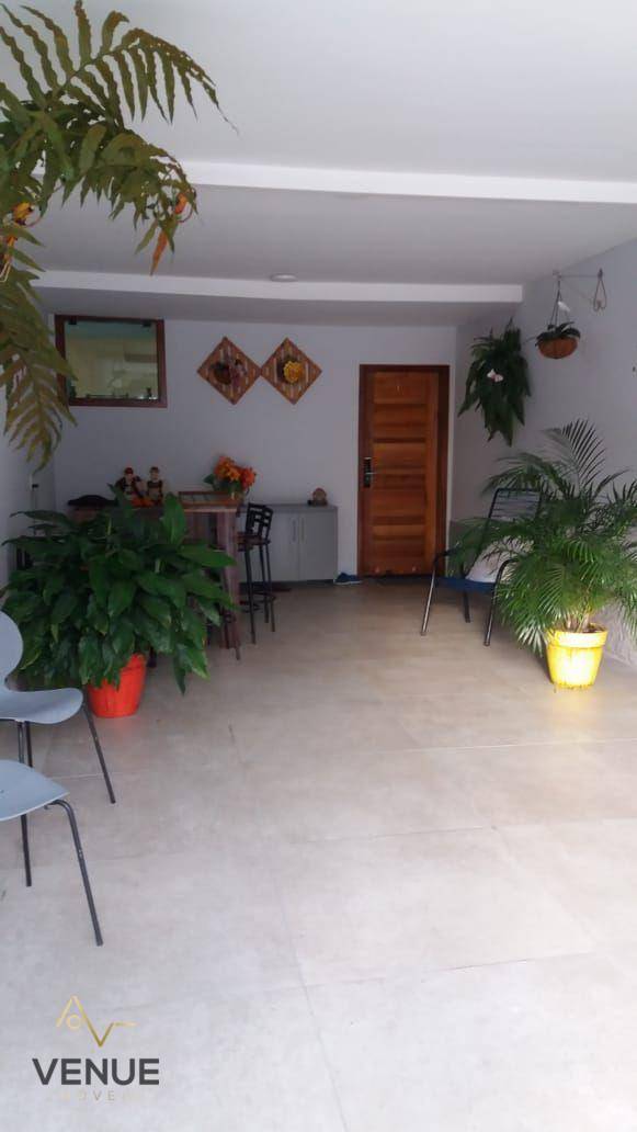 Sobrado à venda com 3 quartos, 300m² - Foto 8