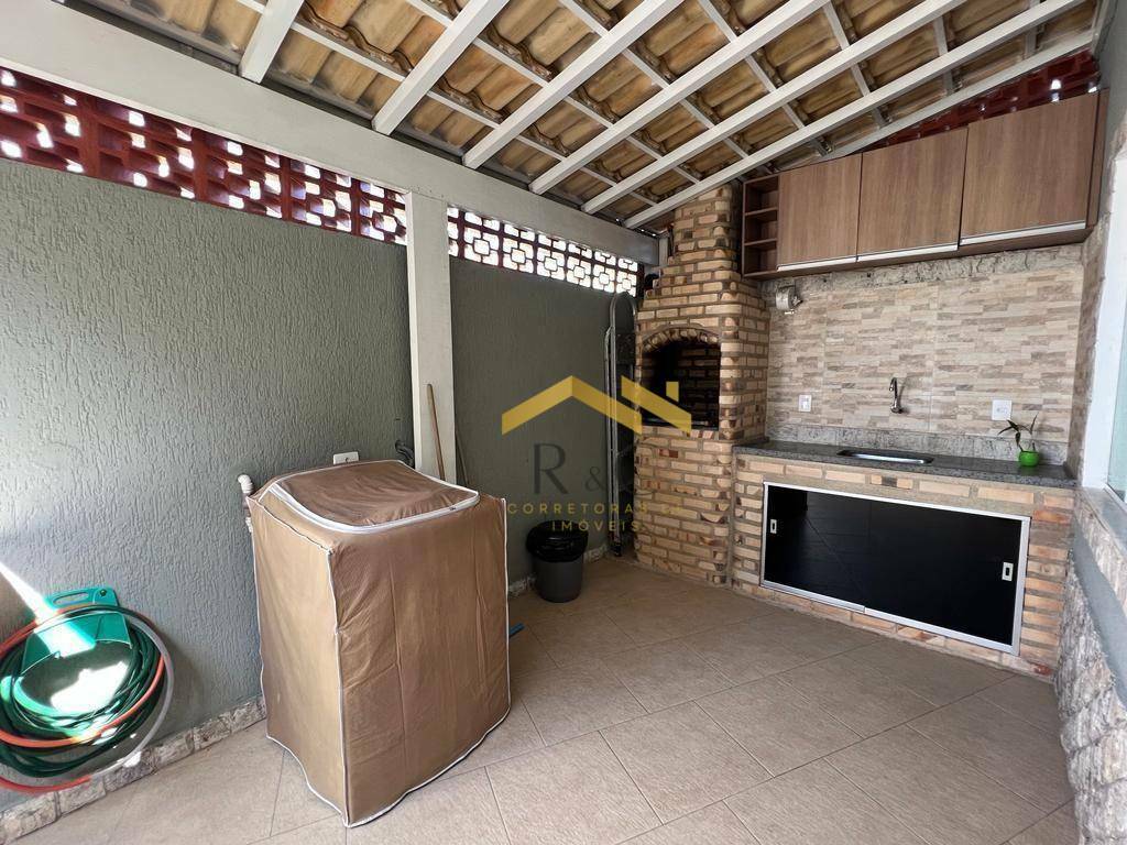 Casa à venda com 2 quartos, 75m² - Foto 6