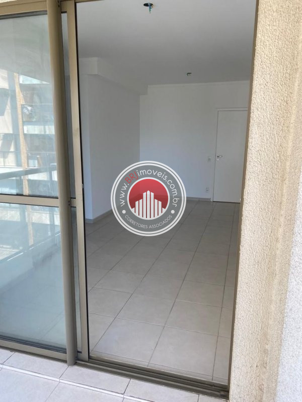 Apartamento à venda com 2 quartos, 66m² - Foto 22