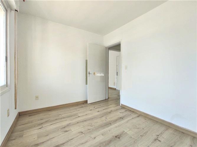 Apartamento à venda com 1 quarto, 45m² - Foto 7