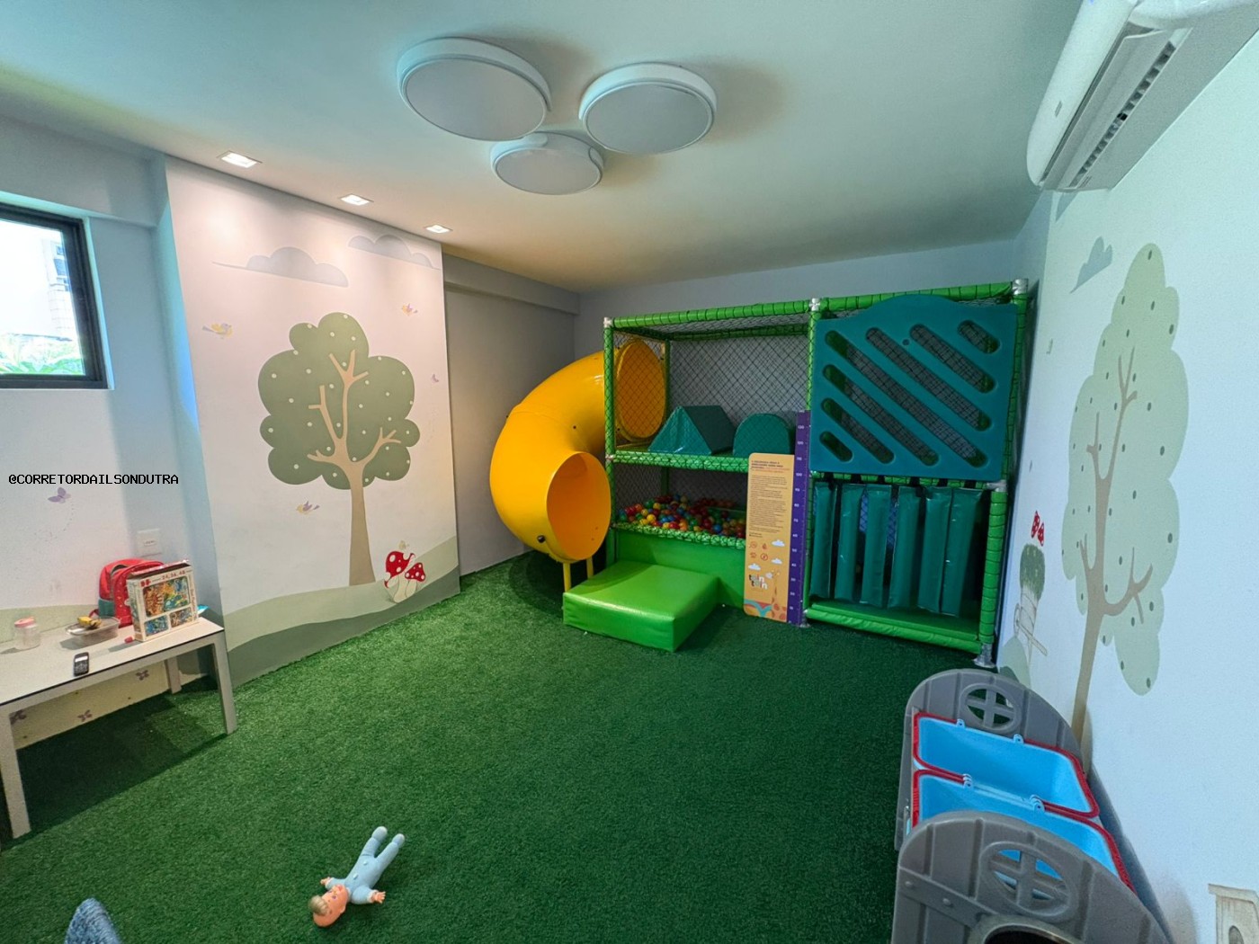 Apartamento à venda com 3 quartos, 116m² - Foto 8