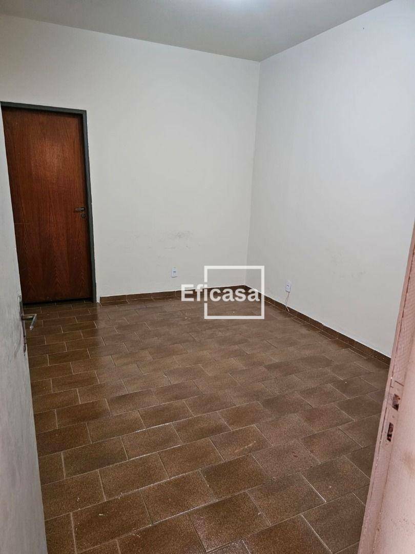 Casa à venda com 3 quartos, 288m² - Foto 11