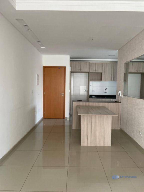 Apartamento à venda e aluguel com 2 quartos, 66m² - Foto 1