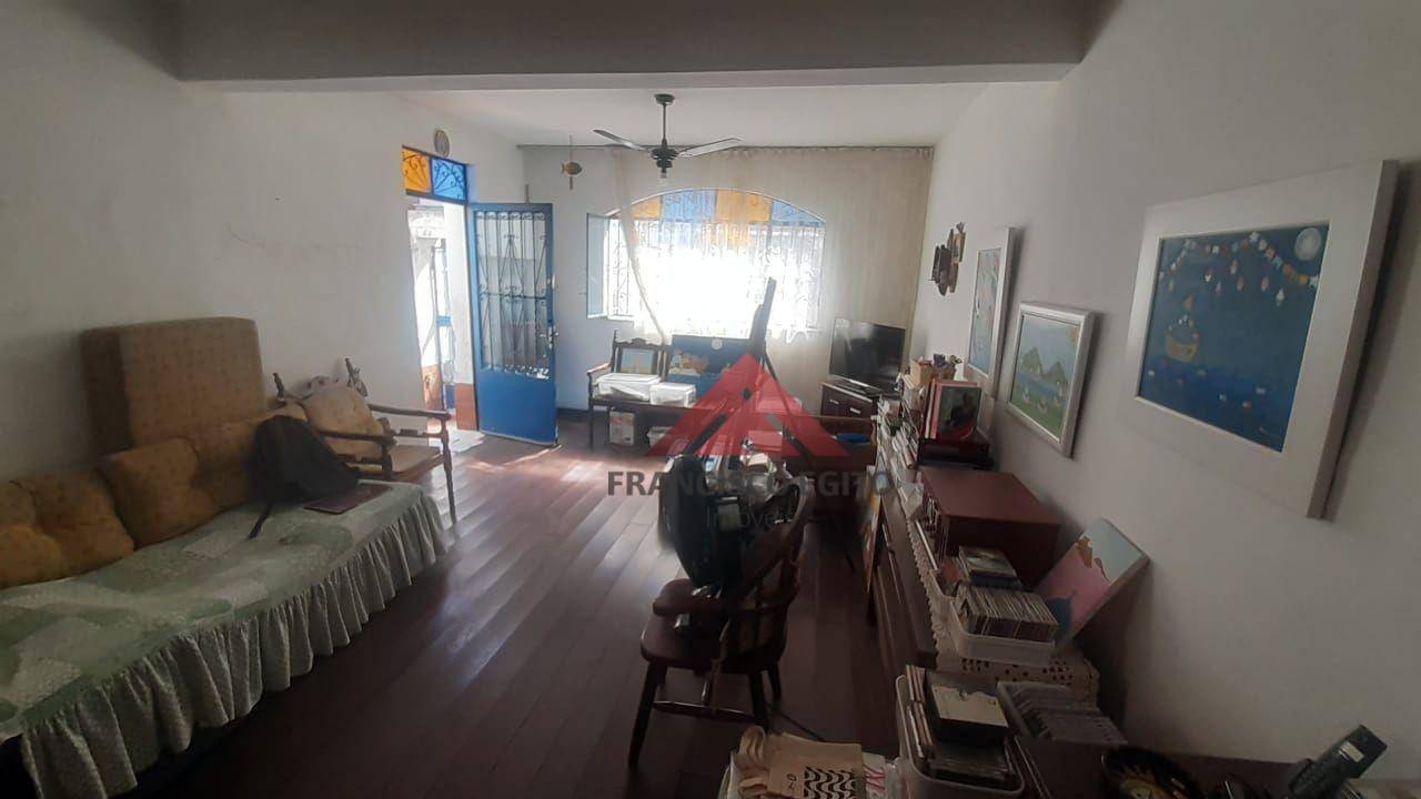 Sobrado à venda com 4 quartos, 169m² - Foto 2