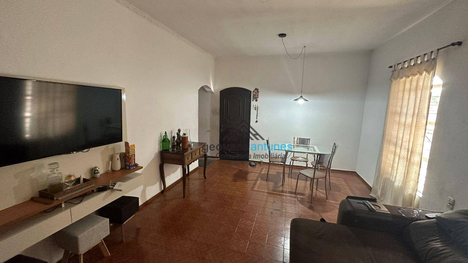 Casa à venda com 3 quartos, 230m² - Foto 11