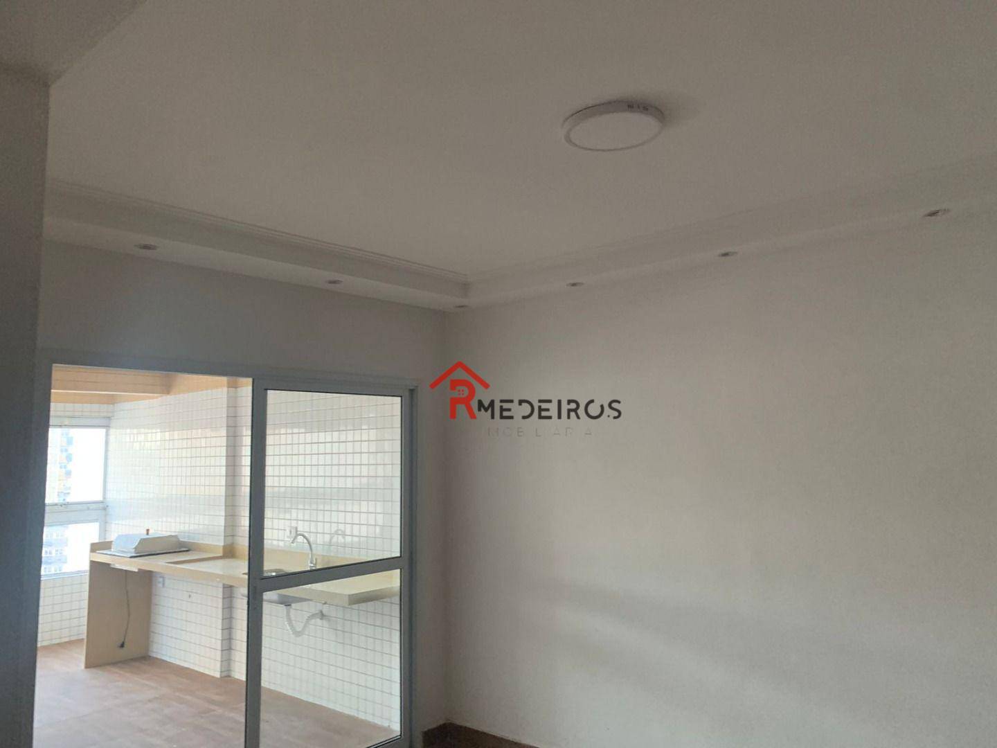 Apartamento à venda com 3 quartos, 120m² - Foto 4