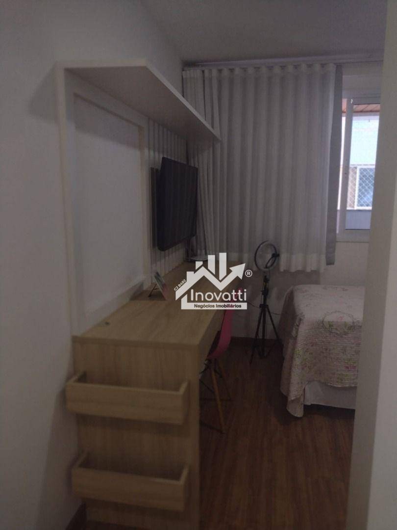 Apartamento à venda com 4 quartos, 180m² - Foto 22