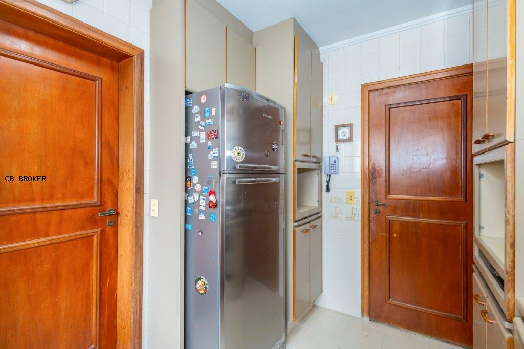 Apartamento à venda com 4 quartos, 181m² - Foto 22