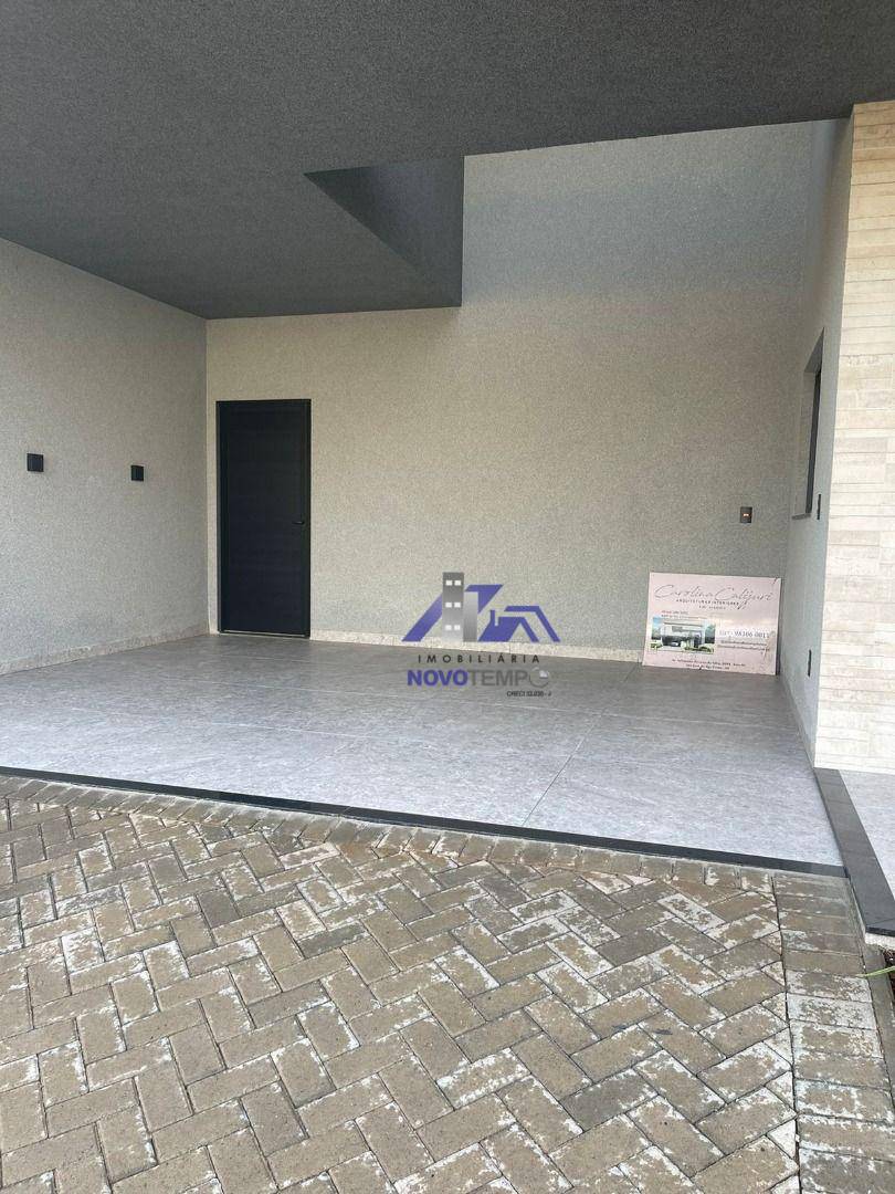 Casa de Condomínio à venda com 3 quartos, 211m² - Foto 4