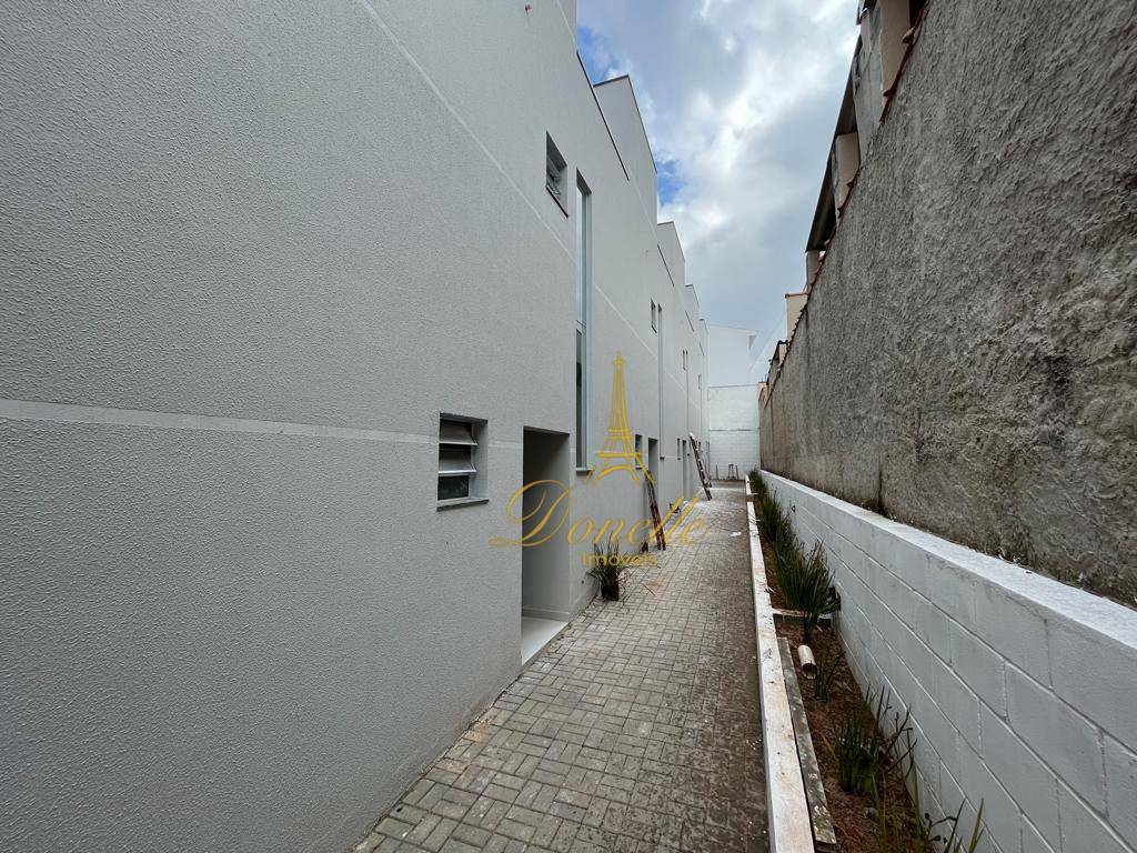 Casa à venda com 2 quartos, 72m² - Foto 26