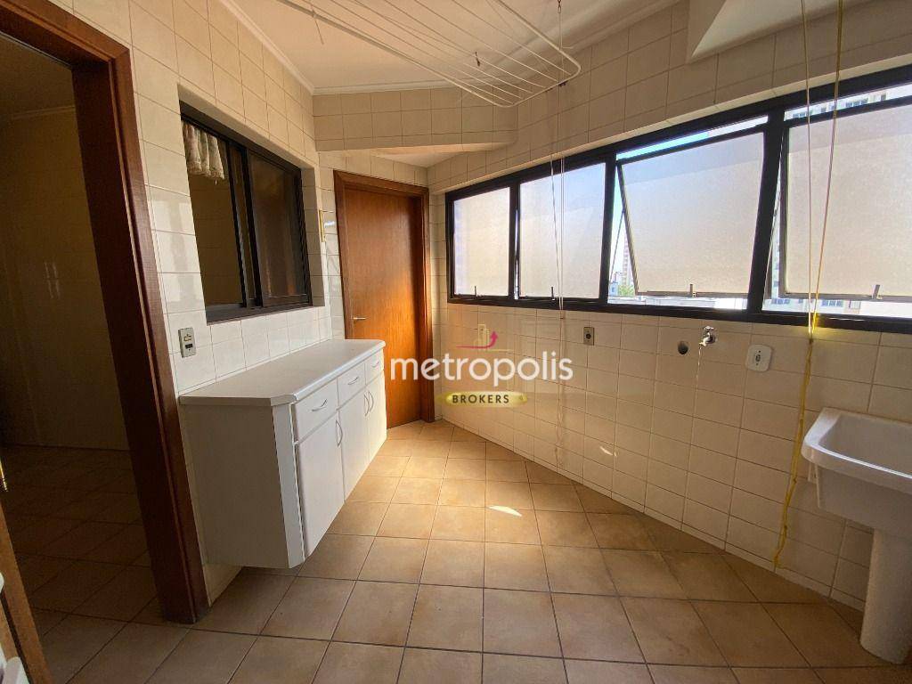 Apartamento à venda com 4 quartos, 206m² - Foto 13