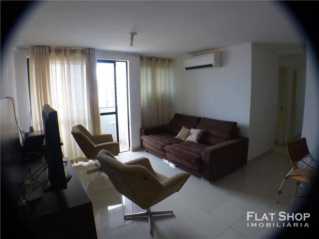 Apartamento à venda com 2 quartos, 70m² - Foto 3