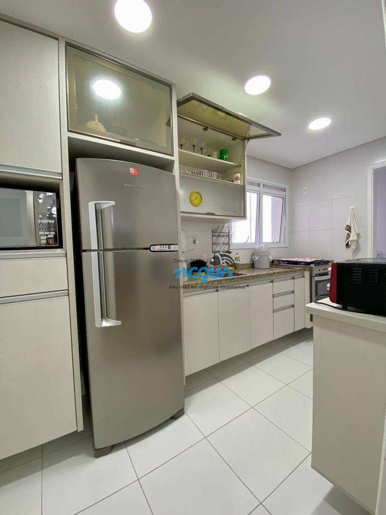 Apartamento à venda com 2 quartos, 95m² - Foto 5