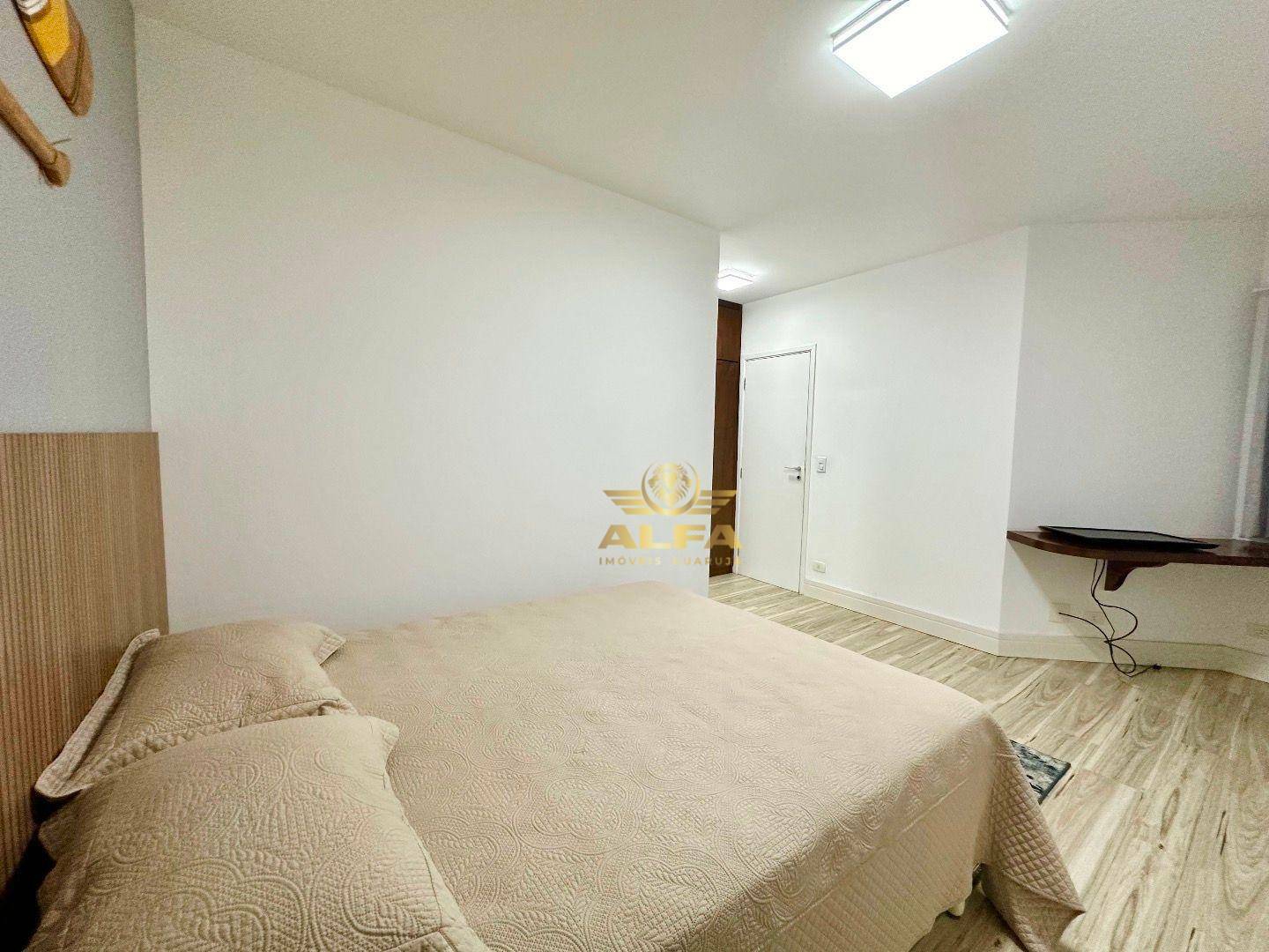 Apartamento à venda com 3 quartos, 184m² - Foto 32