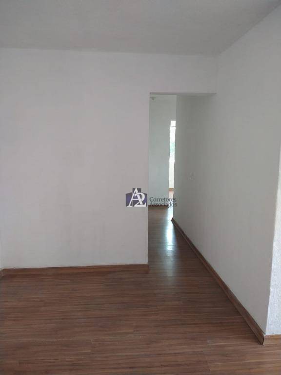 Apartamento à venda com 2 quartos, 60m² - Foto 5