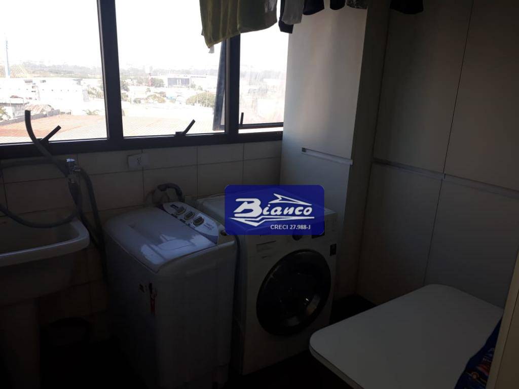 Apartamento à venda com 3 quartos, 176m² - Foto 32