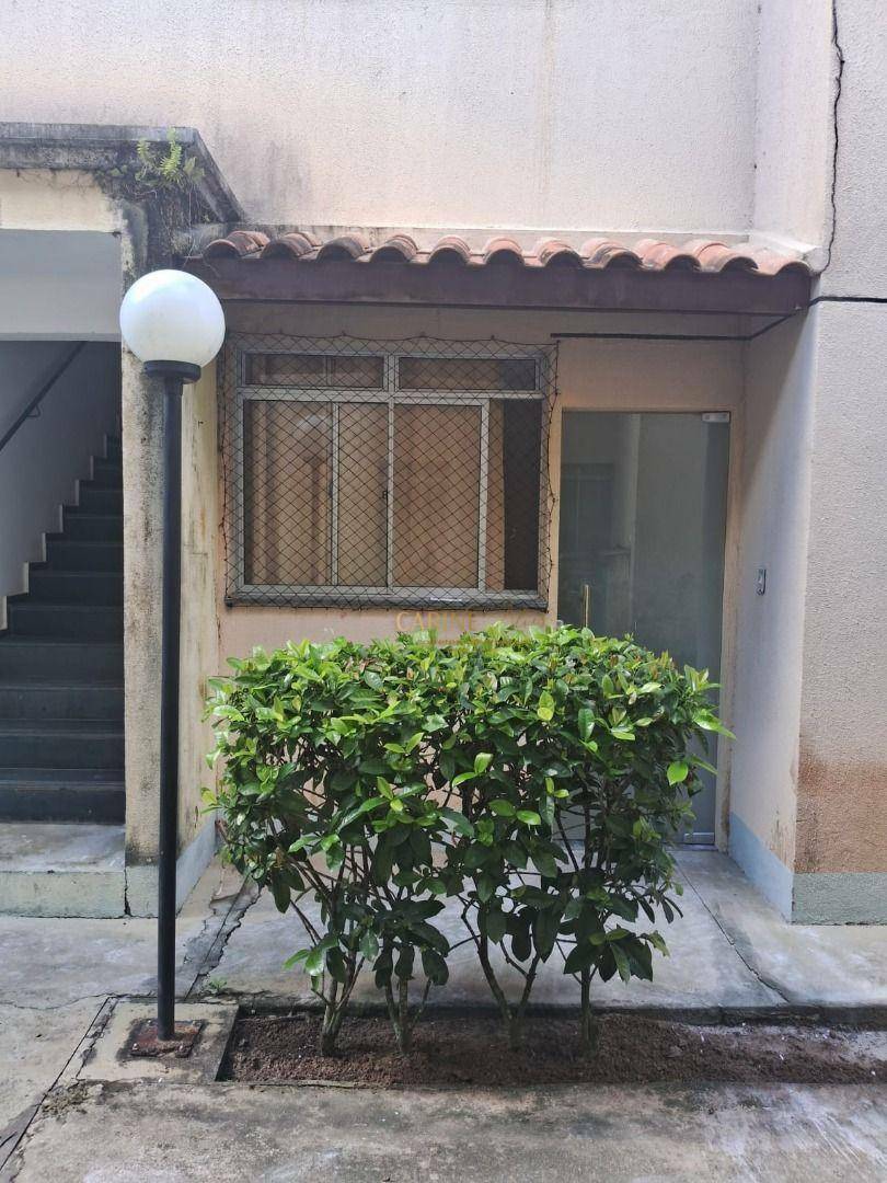 Apartamento à venda com 2 quartos, 50m² - Foto 19