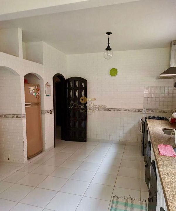 Casa à venda com 4 quartos, 360m² - Foto 16