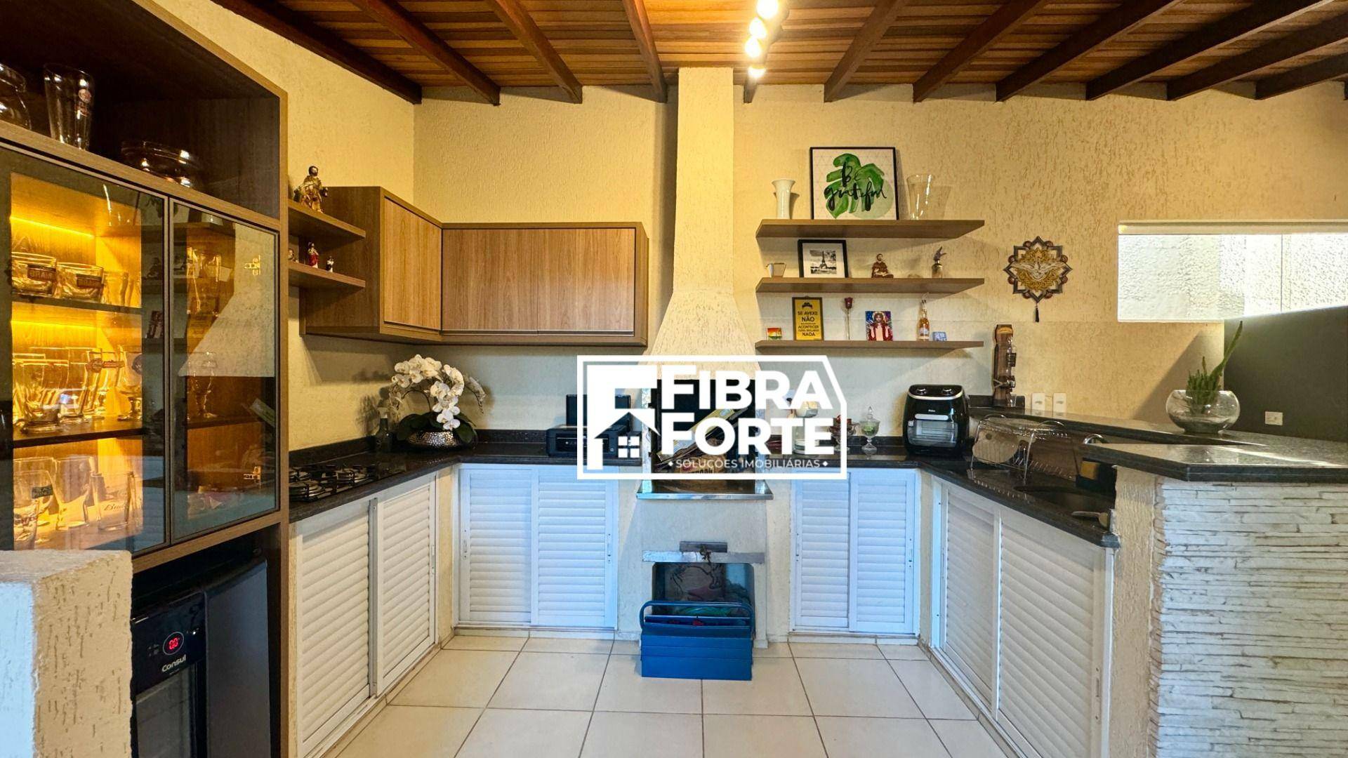 Casa de Condomínio para alugar com 3 quartos, 200m² - Foto 6