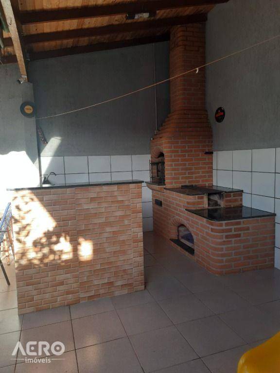 Casa à venda com 3 quartos, 173m² - Foto 10