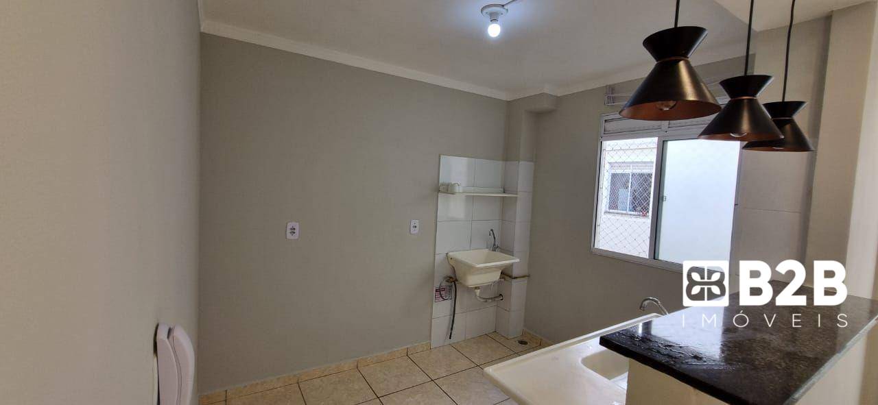 Apartamento à venda com 2 quartos, 44m² - Foto 8