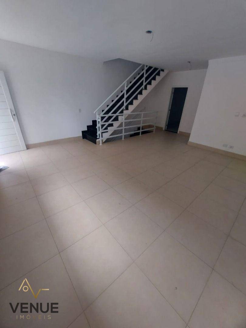 Sobrado à venda com 3 quartos, 200m² - Foto 18