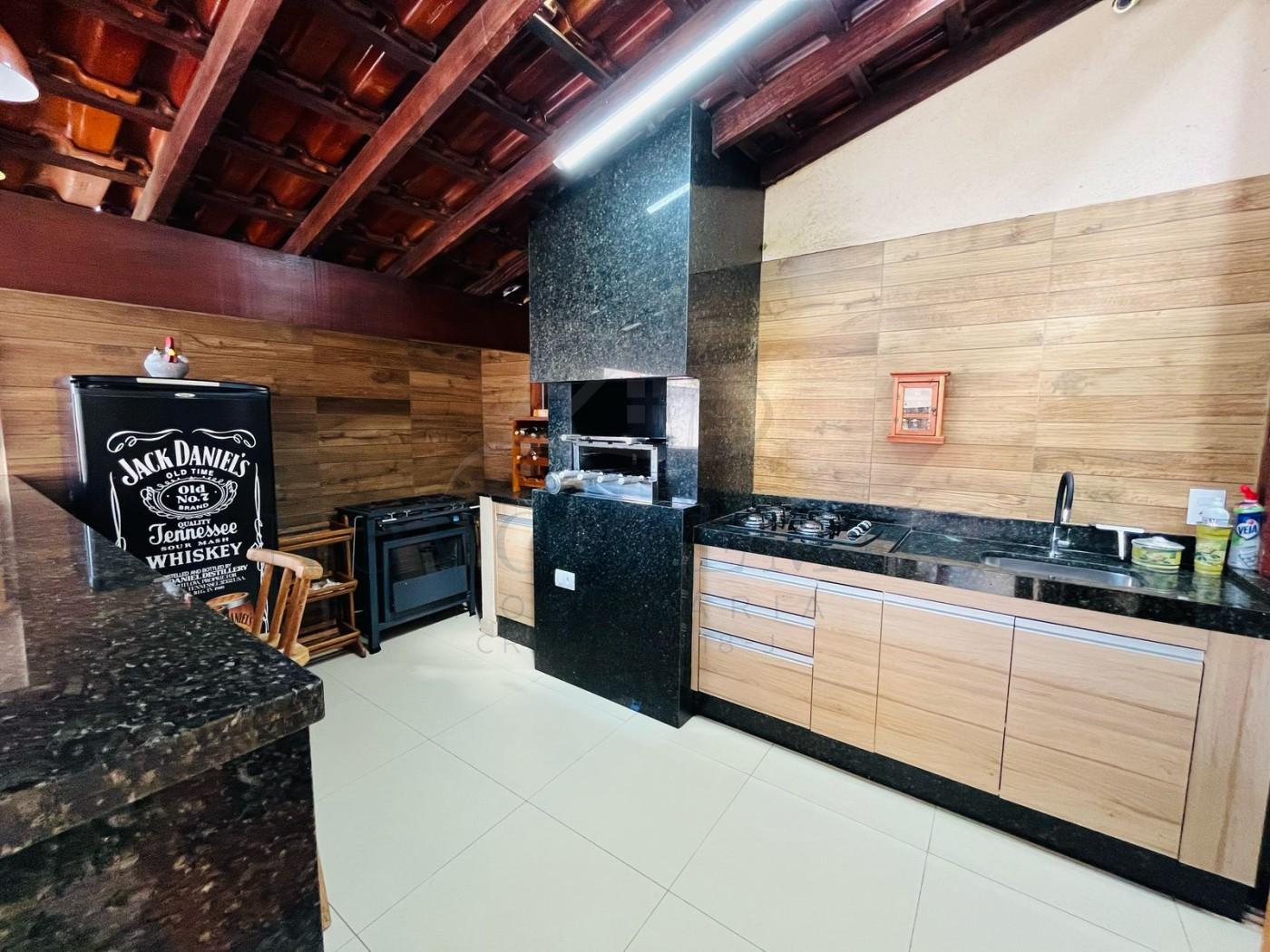 Casa à venda com 2 quartos, 200m² - Foto 10